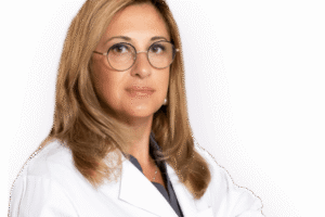 Dr-Ella-Dekhtyar-cosmetic-dentist-240