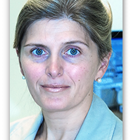 Dr. Nina Aks