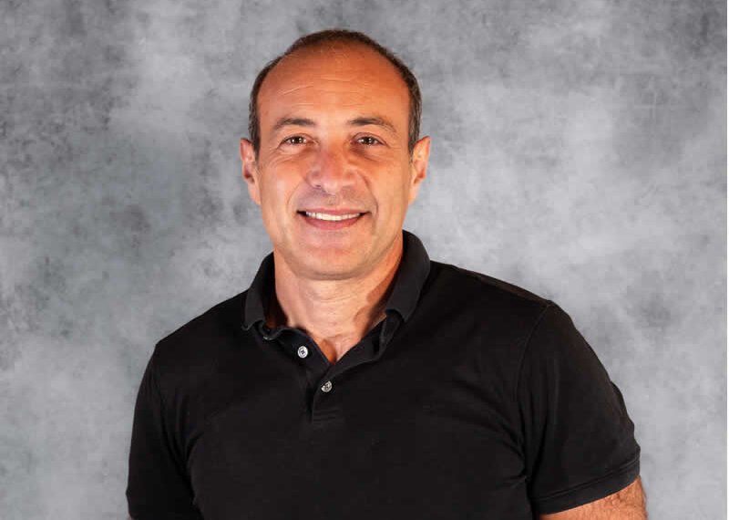 Dr. Vlad Detinich, DMD