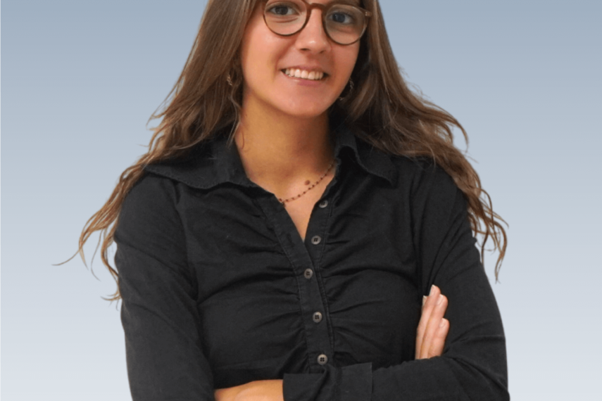 Clàudia Berrocal IMMIGRATION DEPARTMENT