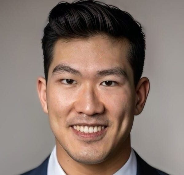 Joey-Zeng-Headshot-e1721750141922