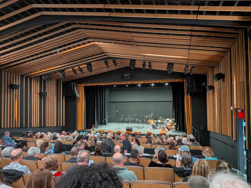 Glorya Kaufman Performing Arts Center at Vista Del Mar Child and Family Services