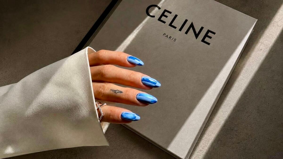 Russian Manicure