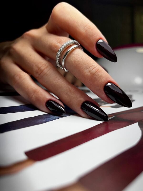 Russian Nails by Ayla