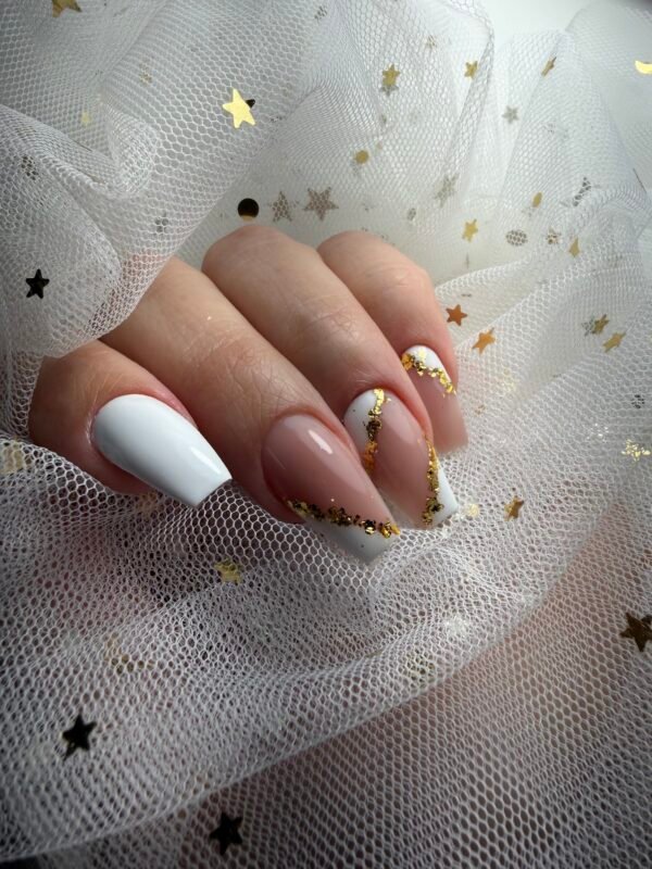Viktoriya Beauty/Permanent makeup & Russian manicure