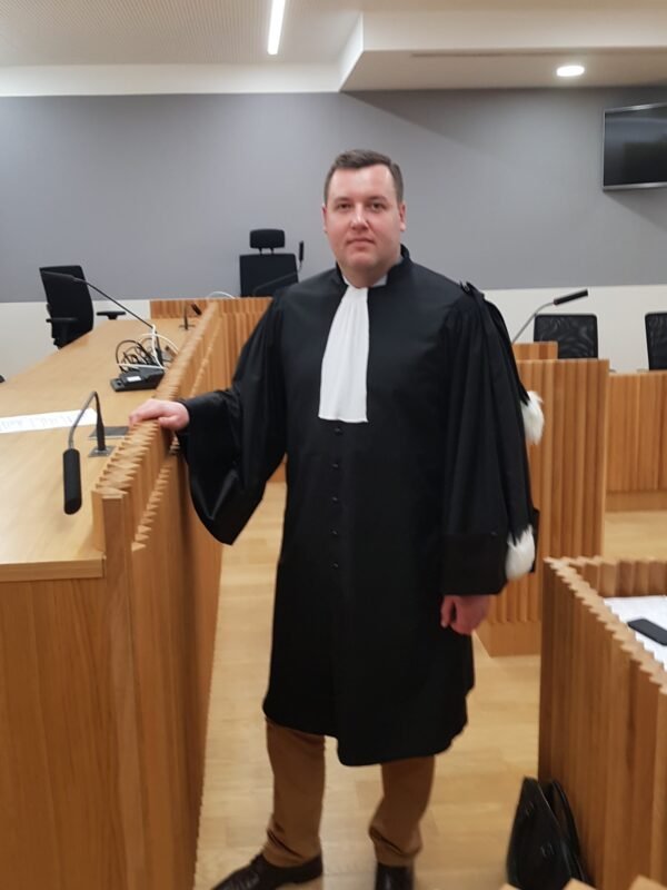 Avocat Yegor BOYCHENKO – Адвокат Егор Бойченко
