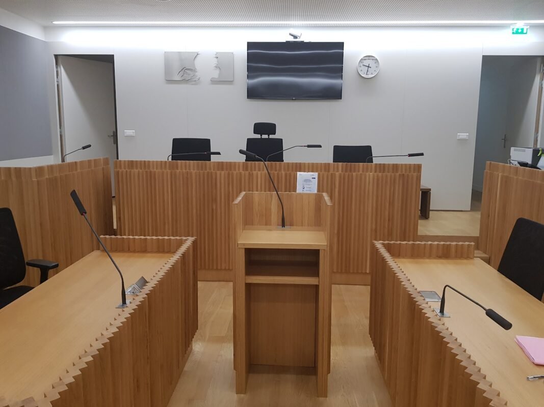 Avocat Yegor BOYCHENKO – Адвокат Егор Бойченко